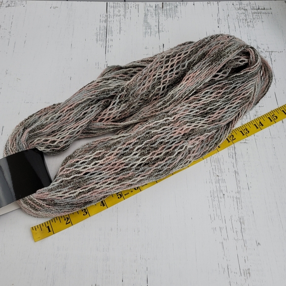 Steve Madden Knit Infinity Scarf Sz OS - Picture 7 of 8
